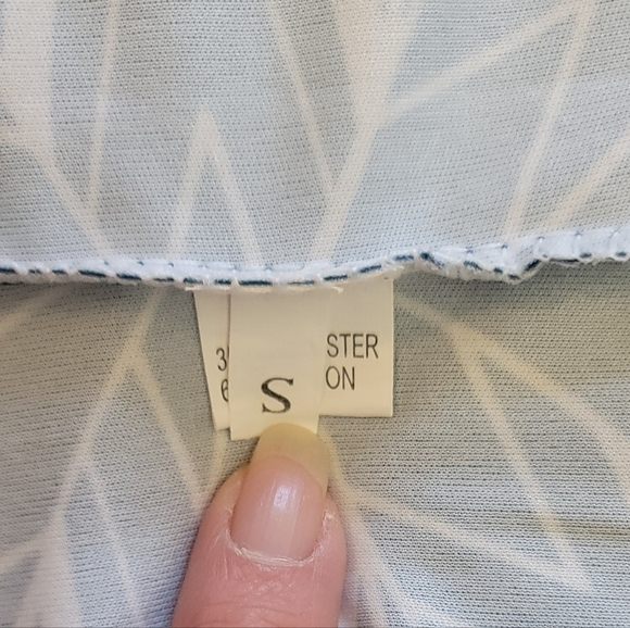 Amazon Floral Strapless Dress - Picture 4 of 5